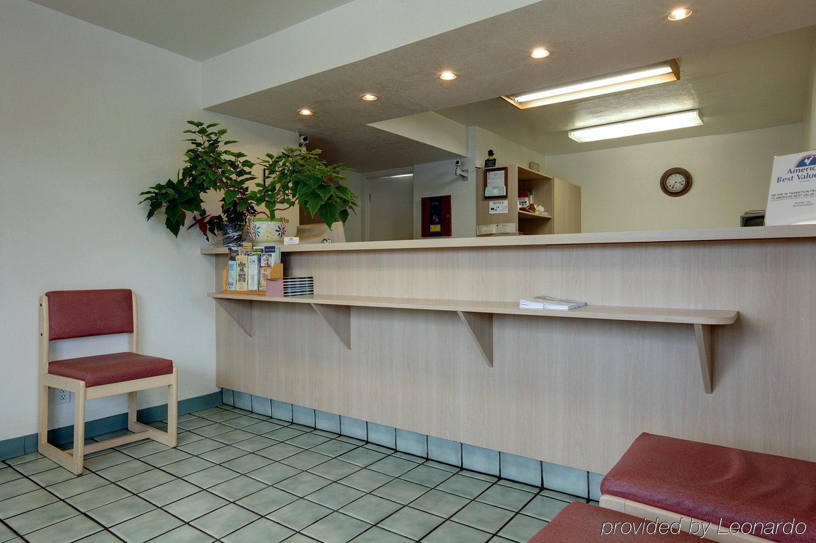 湖城美洲最佳价值酒店 莱克城 内观 照片